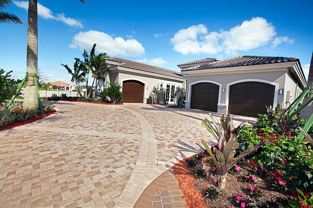 Best Driveway Pavers Installation  in Fellsmere, FL